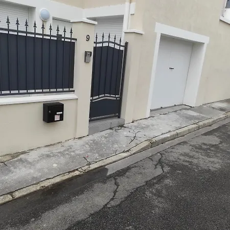 度假居 Cosy House,proche De Paris,parking Gatuit,lit Bebe *